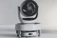 لوازم خانگی در بالای صفحه قرار دارند! سوئیچ جاروبرقی جدید مفهوم ربات – تماشای لوازم خانگی خانگی